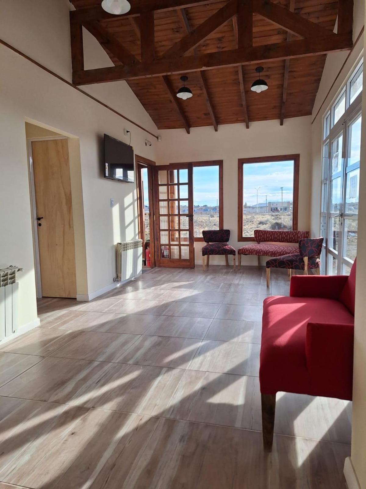 Hosteria Lago Sur Ел Калафате Екстериор снимка